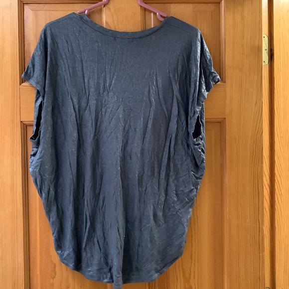 Gap Shimmer Top - Size M - Picture 3 of 3